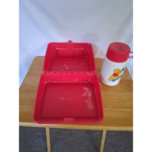 Winnie the Pooh and Piglet Lunch Box with Thermosmos - Picture 3 of 3